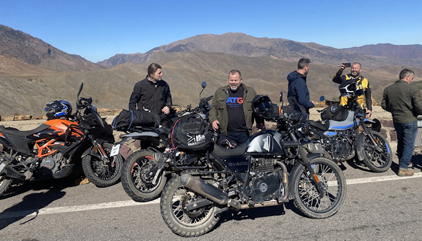 Luxury road tours